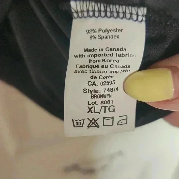 Kismet Sleeveless Stretchy Tank - Picture 10 of 11